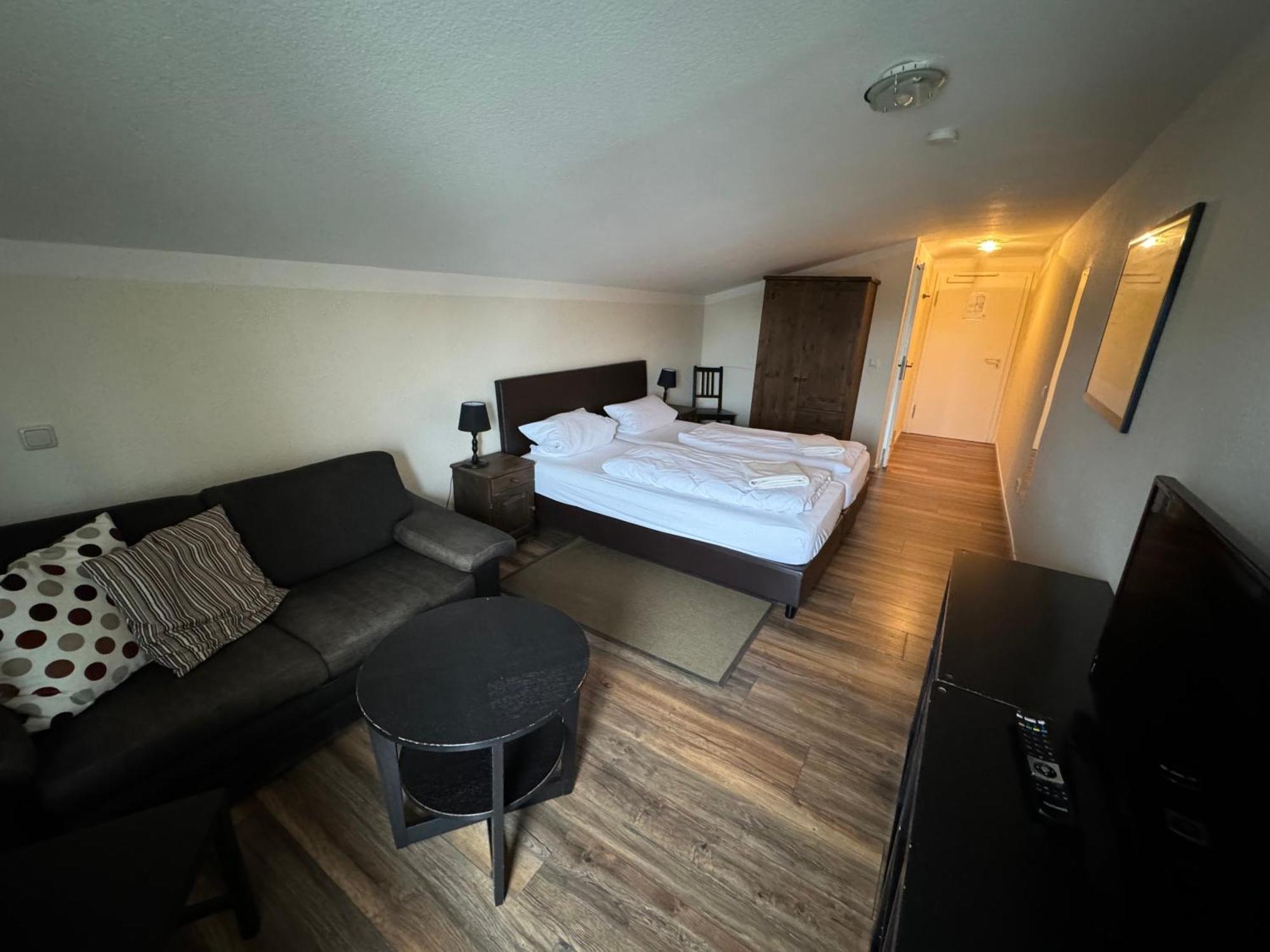 Borgo Antico Hotel Фехмарн Екстериор снимка