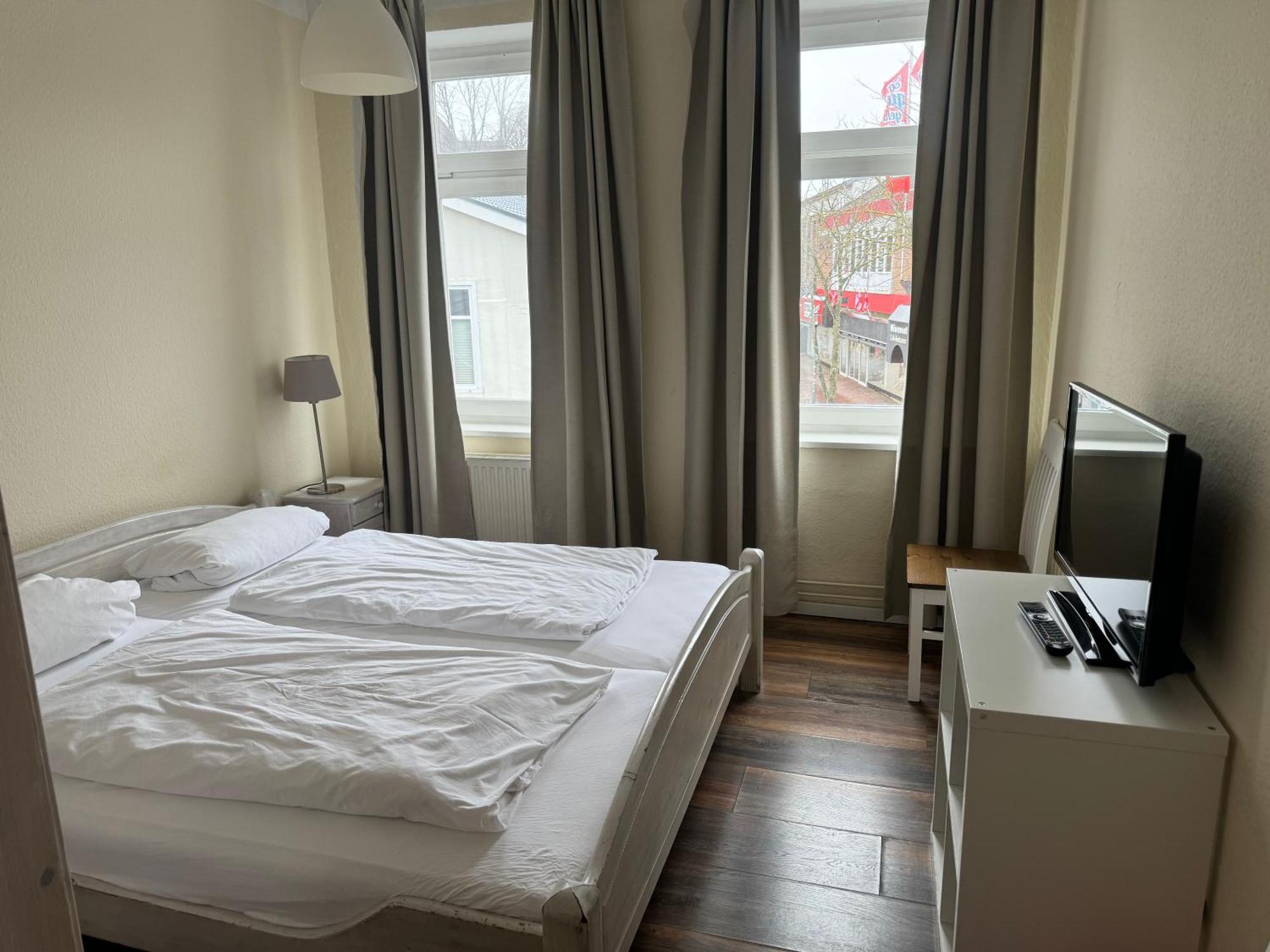 Borgo Antico Hotel Фехмарн Екстериор снимка